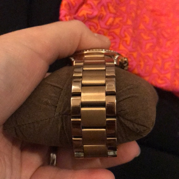 Michael Kors Rose Gold watch - Picture 5 of 6